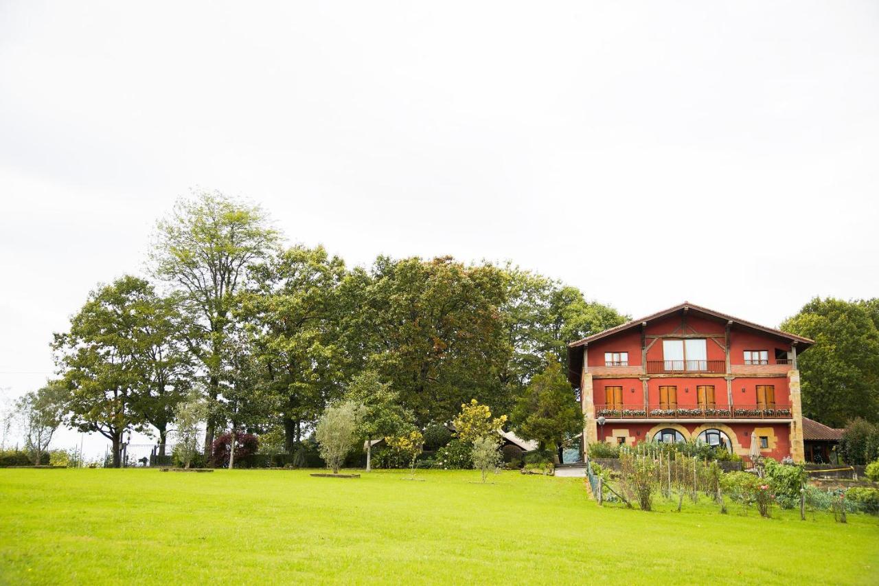 Usategieta Oiartzun Buitenkant foto